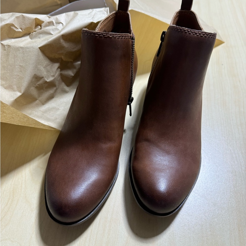 Lucky Brand Basel booties in brown toffee color. 8.5M, new in box - never worn!